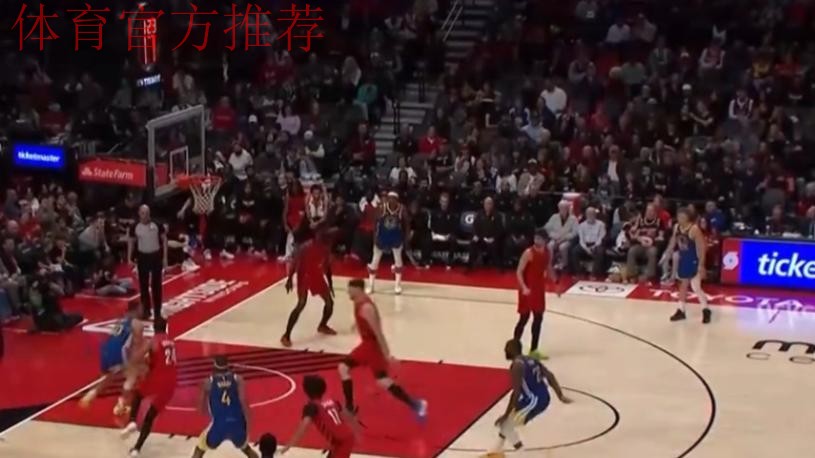 库里“空砍”48分 勇士不敌开拓者