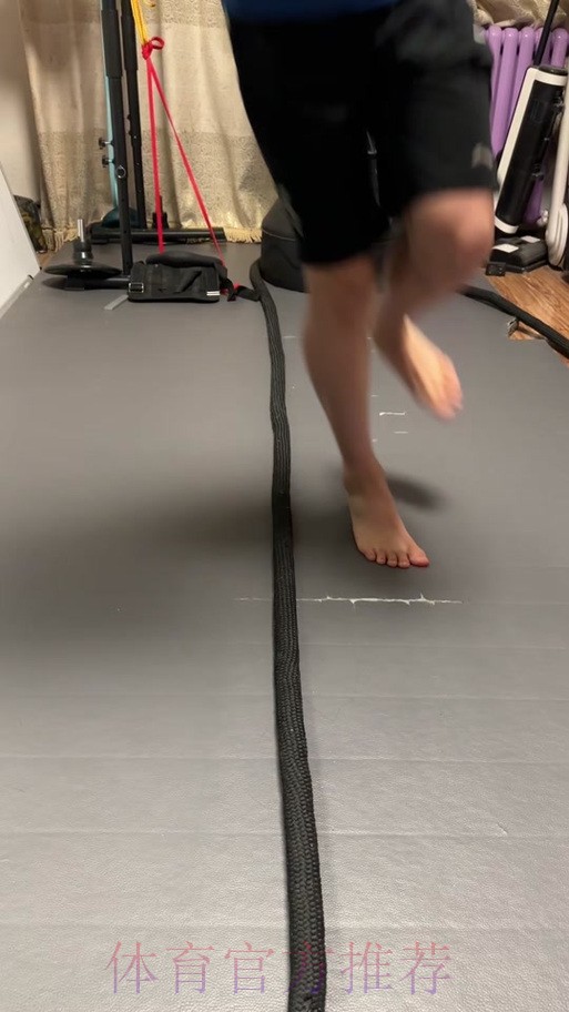 2米18尹雨帅 跆拳道队的“高人”