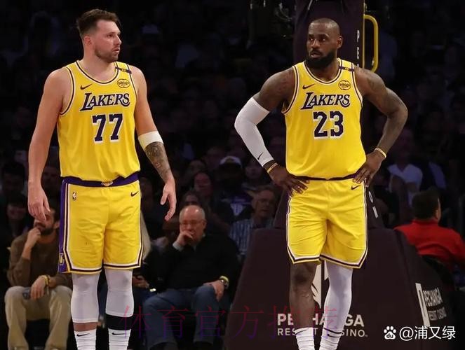 埃文-莫布利全场出战31分钟，14中7得到16分7板5助1断1帽